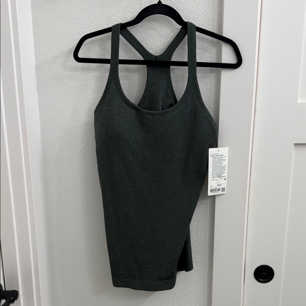 NWT Lululemon Ebb to street tank size 12